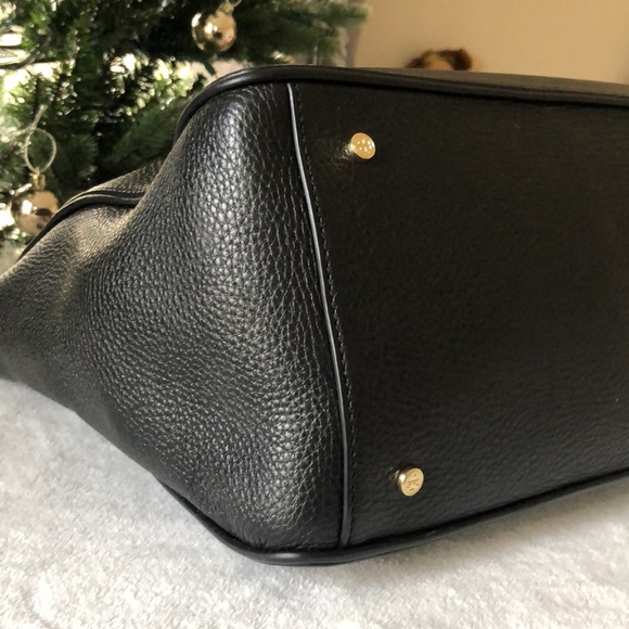 Tory Burch soft leather shoulder bag - Picture 10 of 13